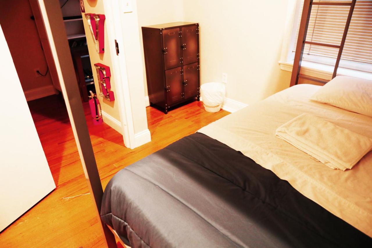 Duo Housing (Adults Only) Pansiyon Washington Dış mekan fotoğraf