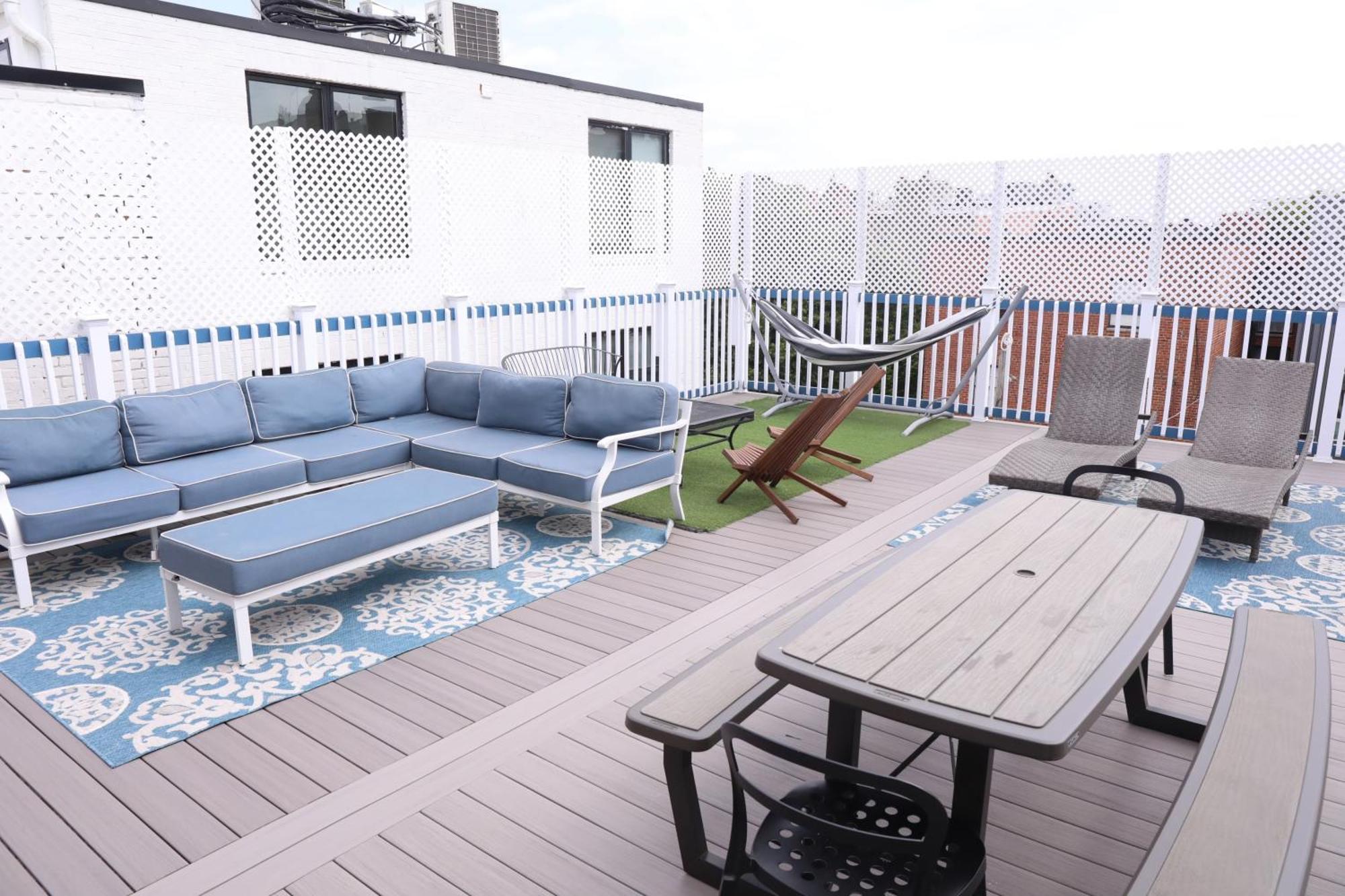 Duo Housing (Adults Only) Pansiyon Washington Dış mekan fotoğraf