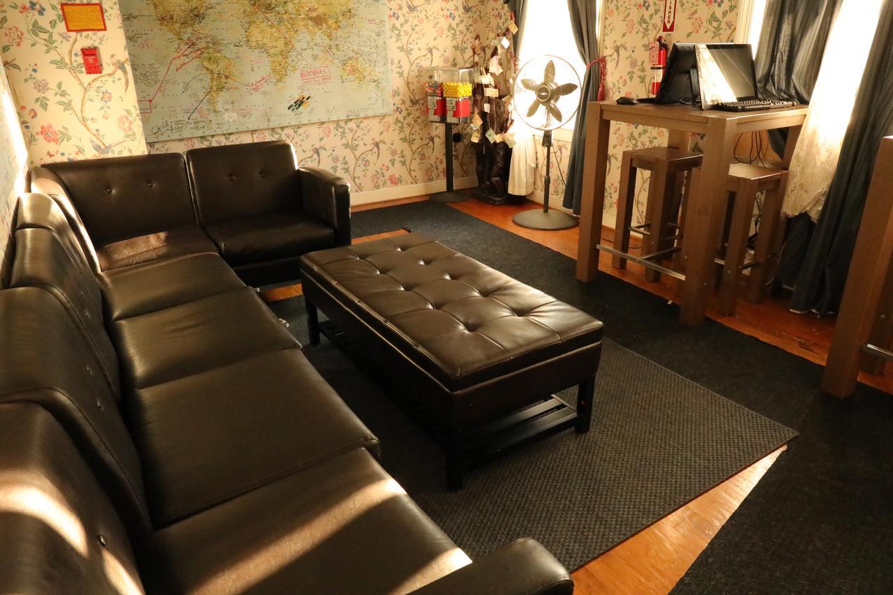 Duo Housing (Adults Only) Pansiyon Washington Dış mekan fotoğraf
