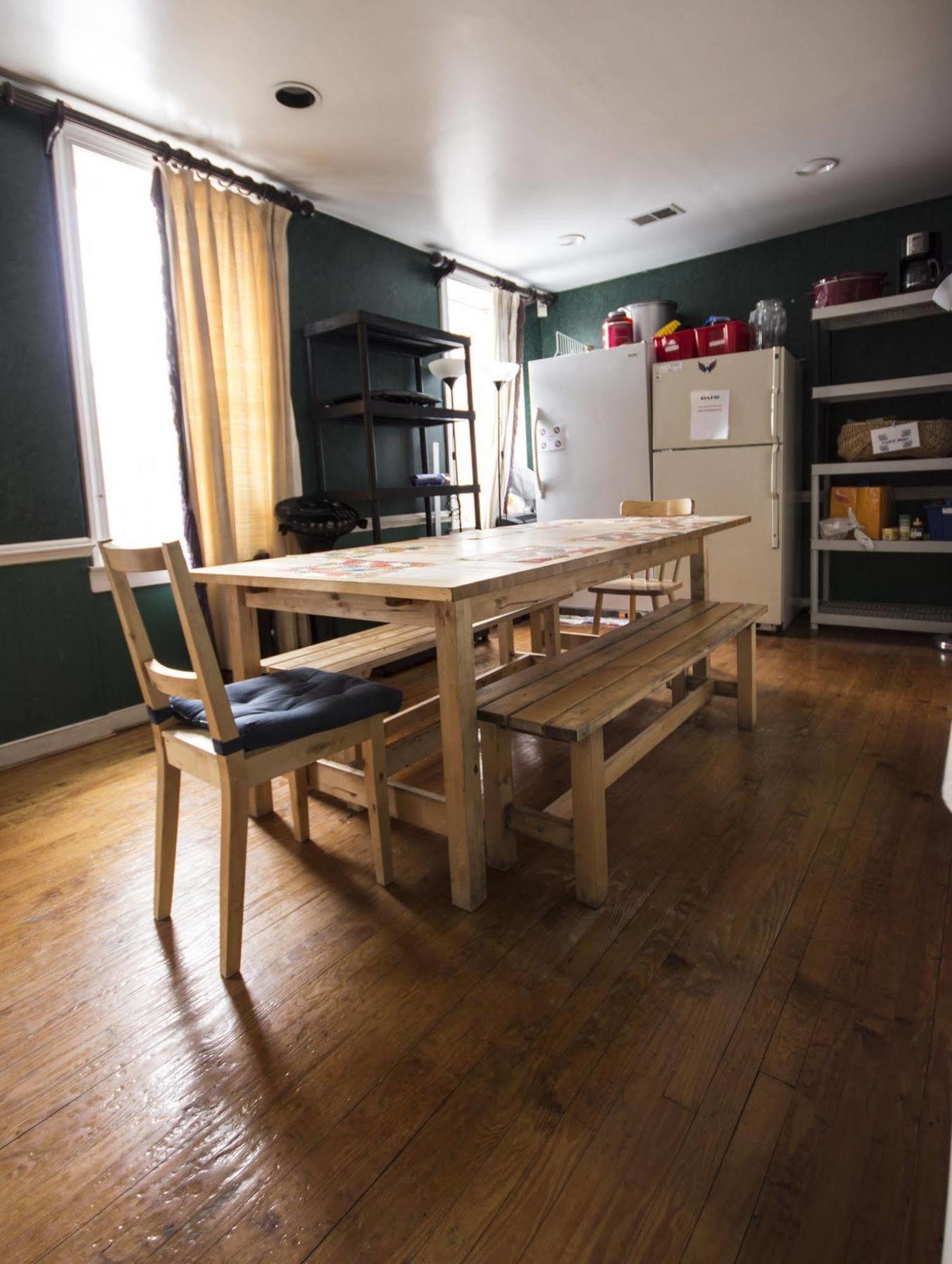 Duo Housing (Adults Only) Pansiyon Washington Dış mekan fotoğraf