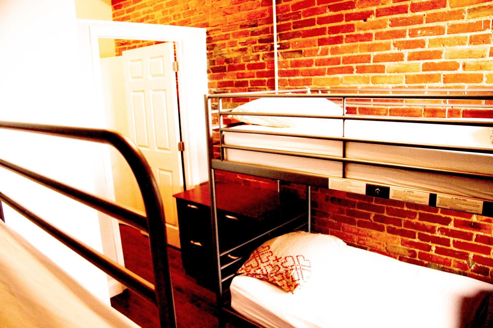 Duo Housing (Adults Only) Pansiyon Washington Dış mekan fotoğraf